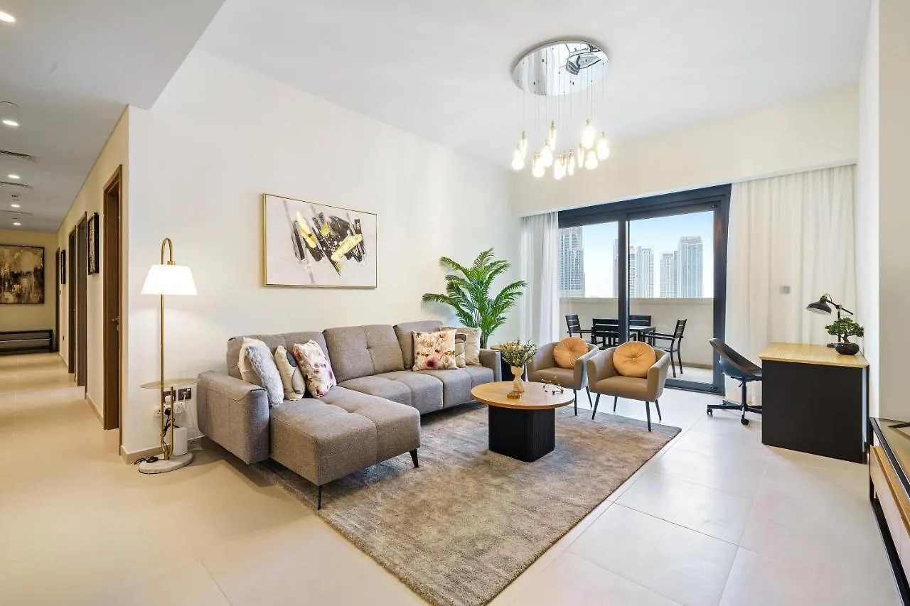 Extravagant 3Br + Kid\'S Room W/ Burj Khalifa View contacts